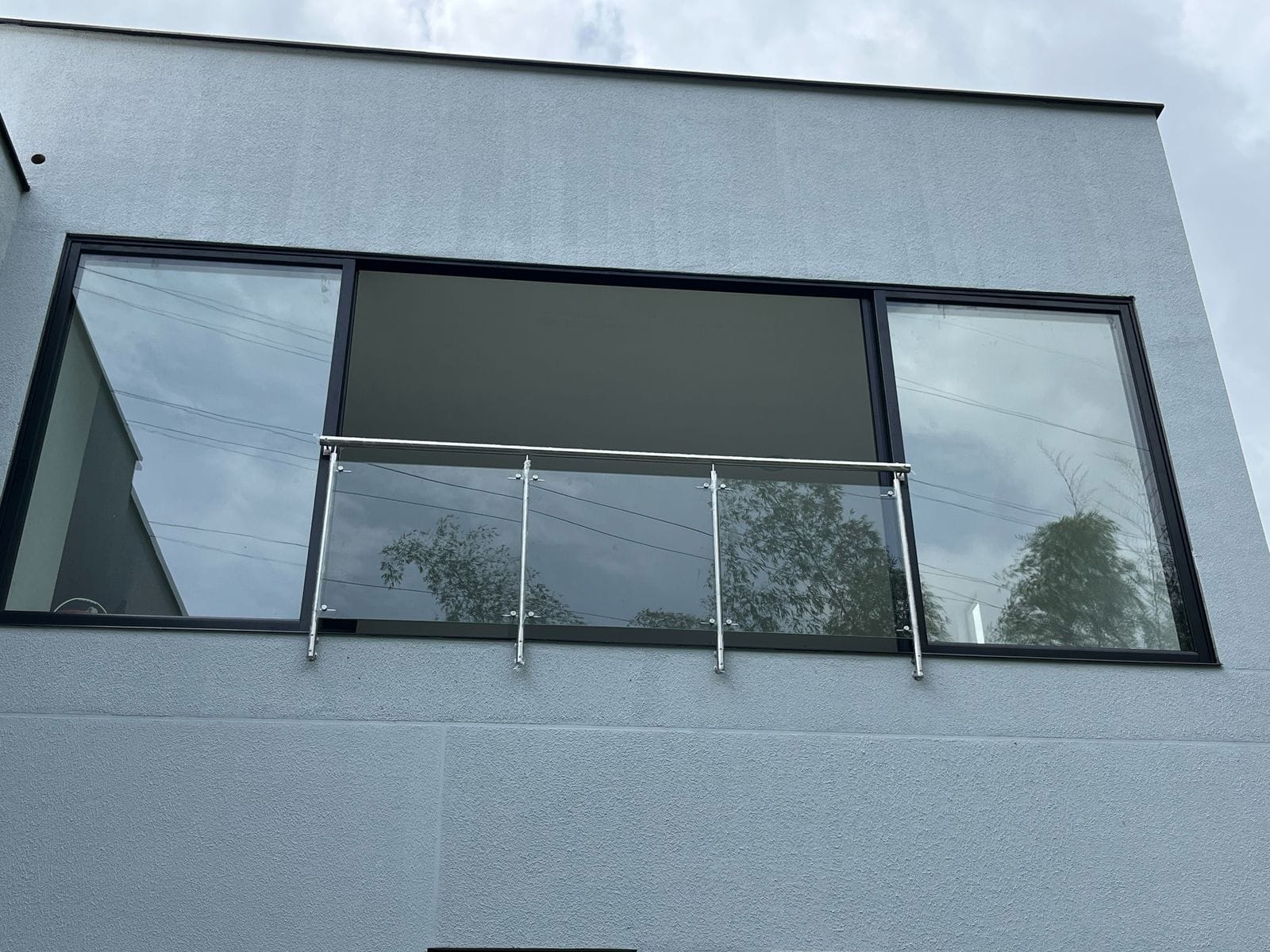 ventana_pasamano
